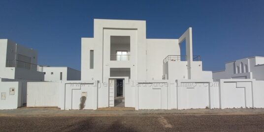 Des belles villas neuves avec piscine à vendre à Midoun – Zone Touristique