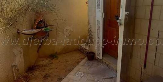 Maison meublée à  louer à Midoun-Mgarsa – Djerba