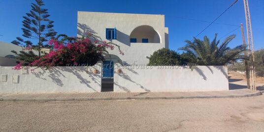 Une belle villa avec piscine à vendre à Midoun