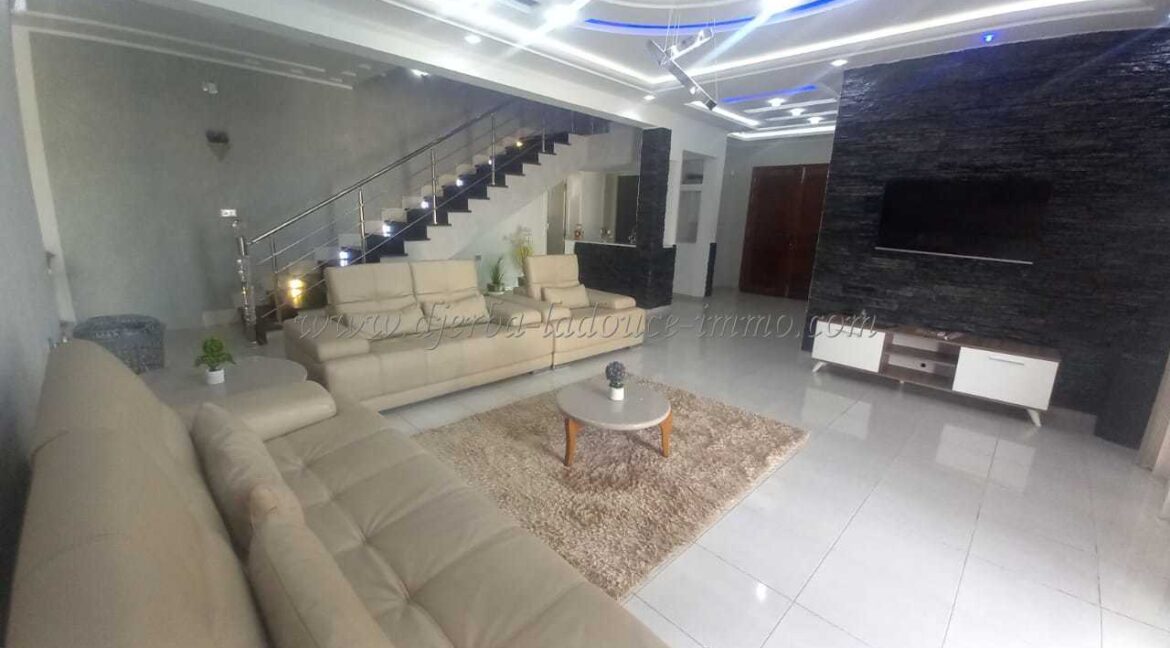 WhatsApp Image 2024-07-01 à 09.44.04_8dd7965b