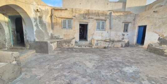 À vendre Ancien Houch au cœur de Houmt Souk