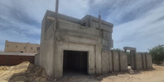 À vendre – Villa inachevée S+4 à Route de Phare