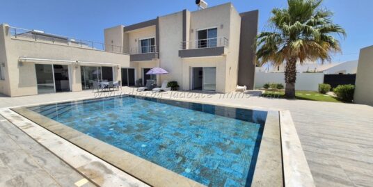 Location de vacances – Magnifique maison S+3 avec piscine à Midoun