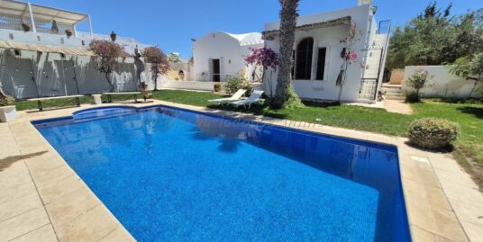 LOCATION DE VACANCES – MAISON TYPIQUE S+3  À TEZDAINE